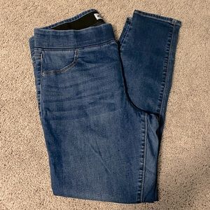 Old Navy women’s rockstar jeggings